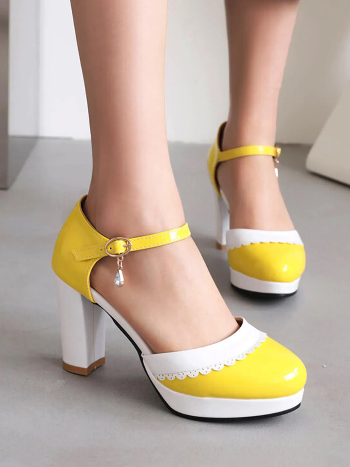 Color Block Rhinestone Pendant High Heel Shoes