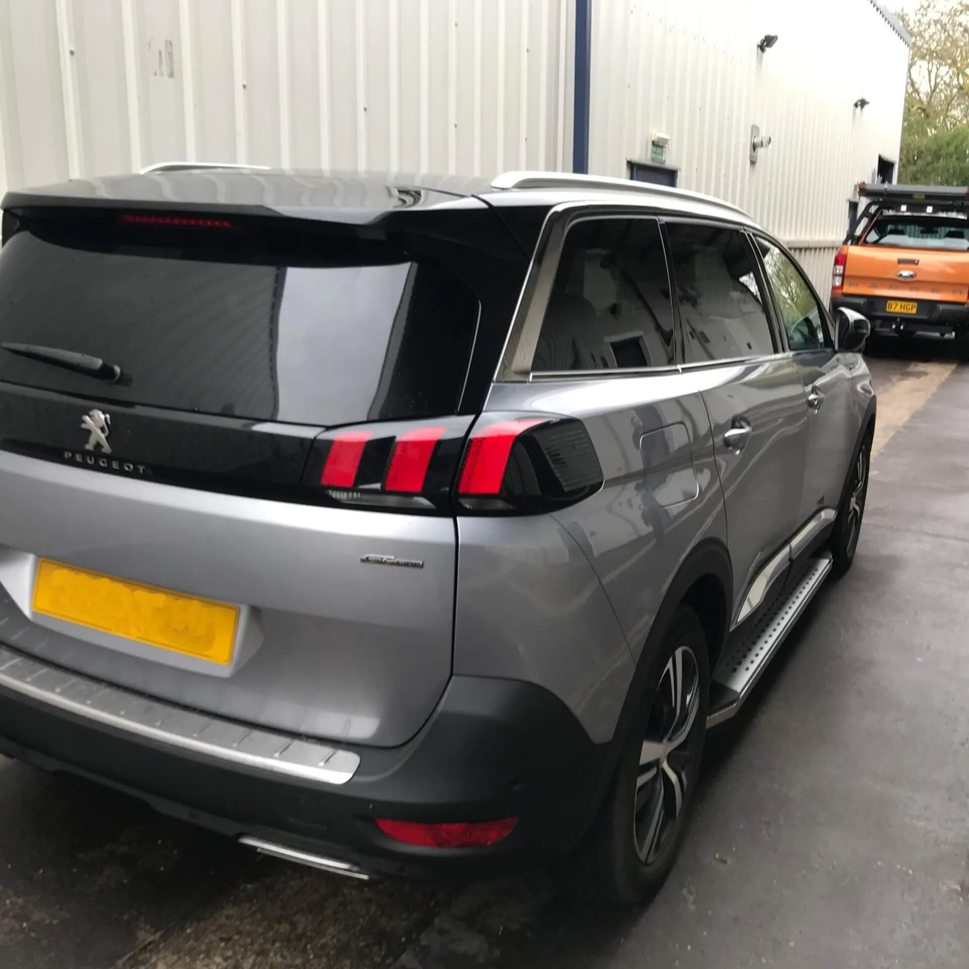 Freedom Side Steps Running Boards for Peugeot 5008 2017 