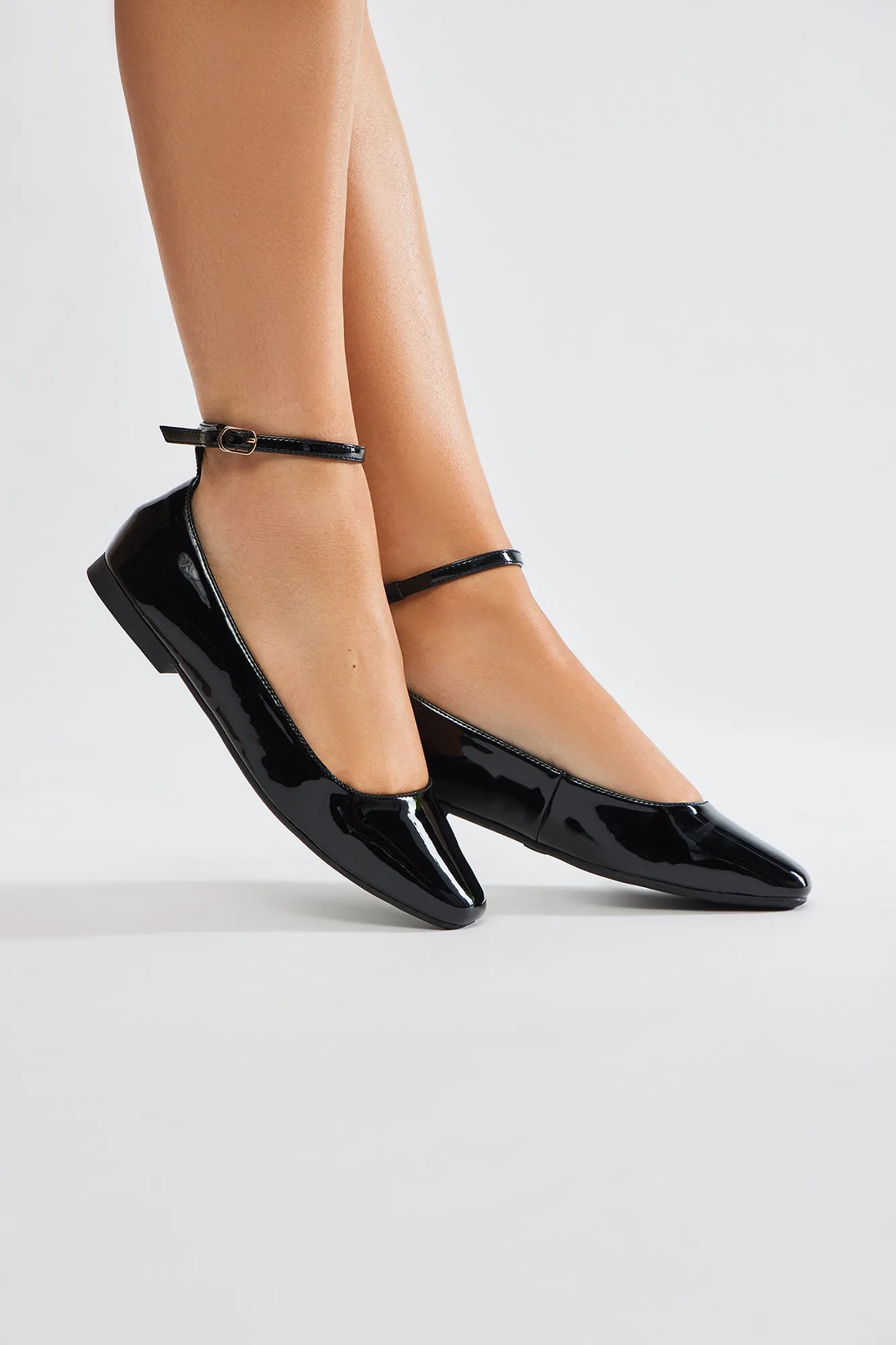 Half Of Me Flats - Black