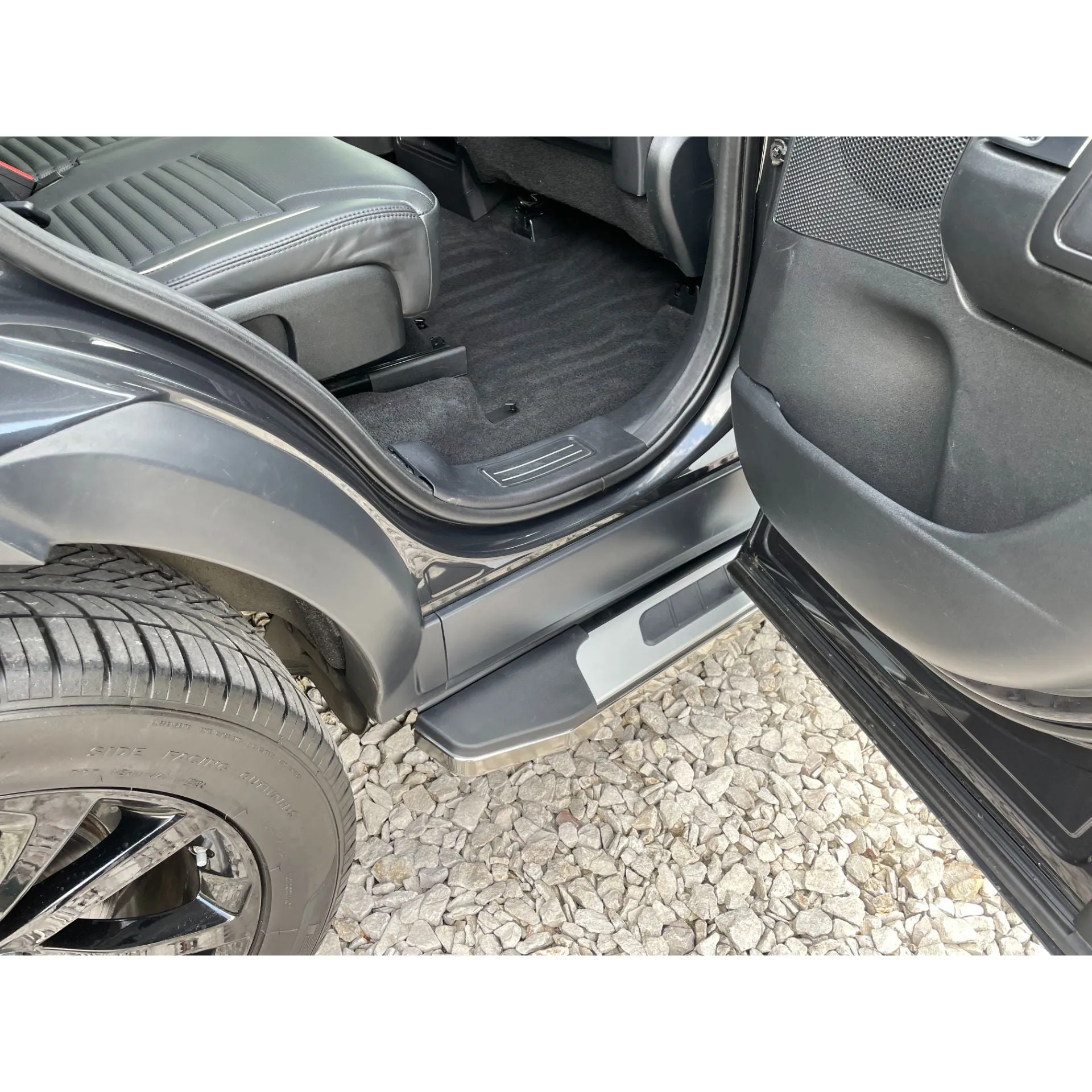 Suburban Side Steps Running Boards for Land Rover Discovery 5 2017 