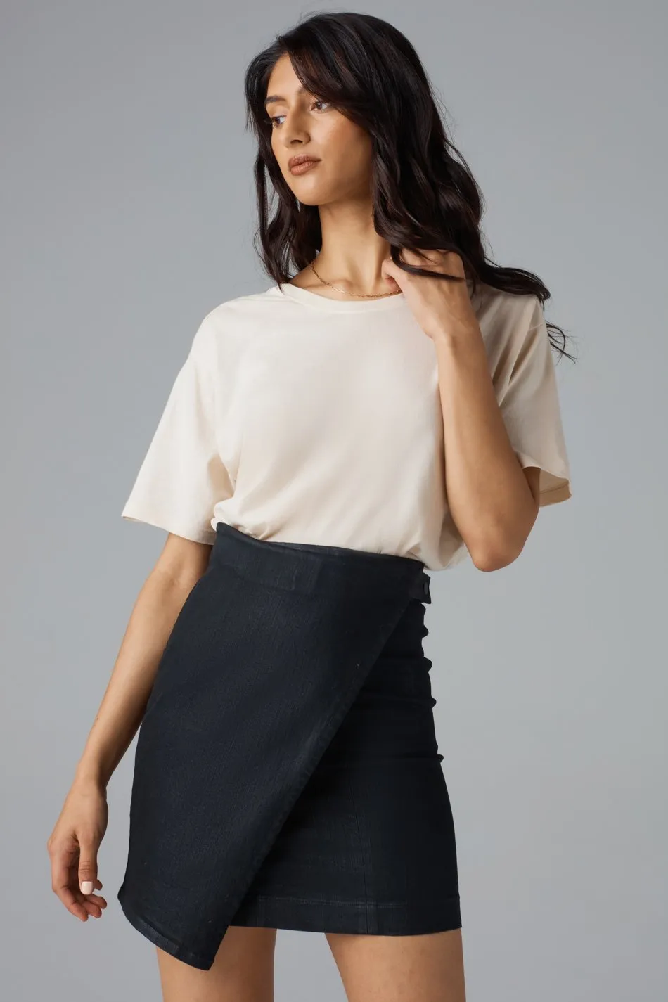 The Leatherette Skirt